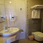 Azak Hotel