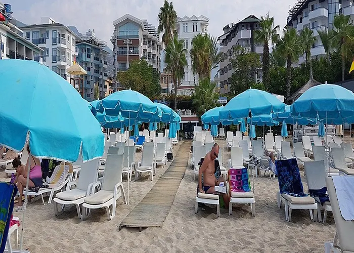 Hotel Azak
