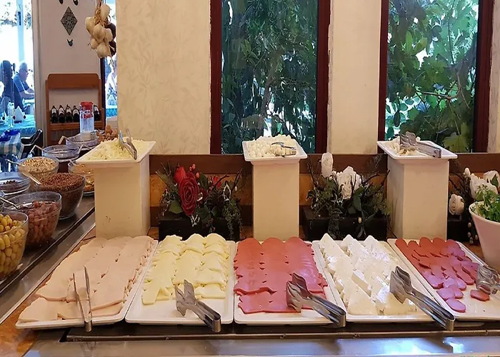 Hotel Azak 3*