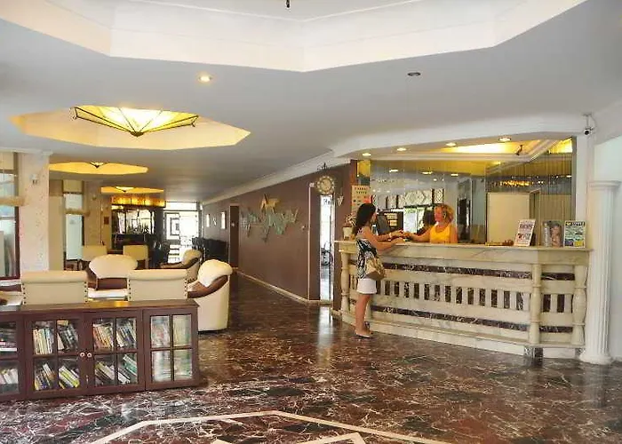 Hotel Azak