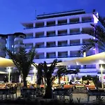 Azak 3*