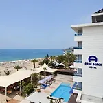 Hotel Azak 3*