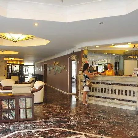 Hotel Azak