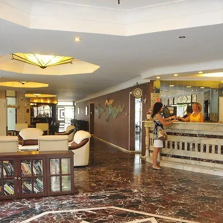 Hotel Azak 3*