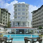 Azak Hotel 3*
