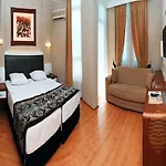 Hotel Azak